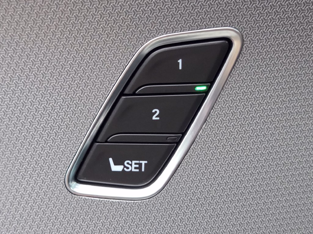 Used 2025 Acura TLX Type S AWD/4WD image 13