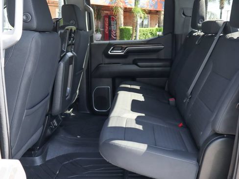 Used 2022 Chevrolet Silverado 1500 LT RWD image 37