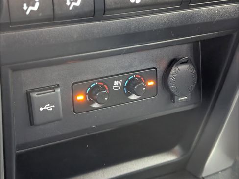 Used 2023 Toyota 4Runner Limited image 17