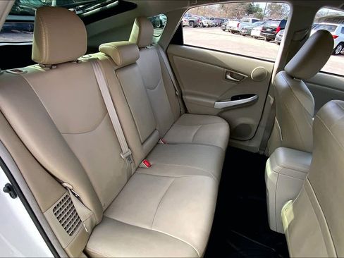 Used 2013 Toyota Prius Four image 18