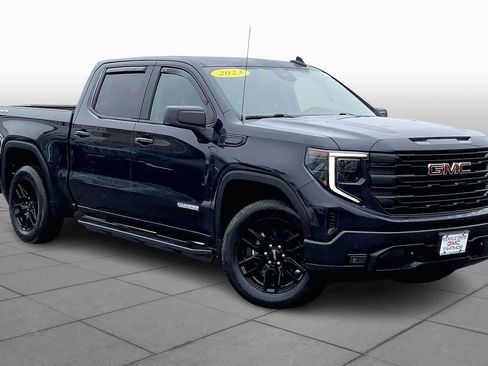 Used 2023 GMC Sierra 1500 Elevation image 2