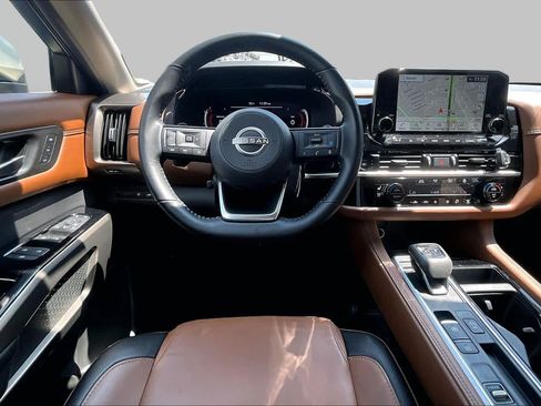 Used 2026 Nissan Rogue SV FWD image 6