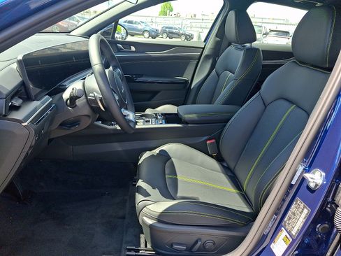 New 2026 Kia K5 GT w/ GT1 Package FWD image 9