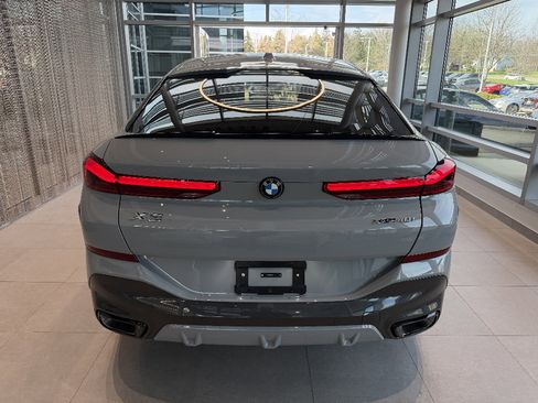 New 2026 BMW X6 xDrive40i w/ Climate Comfort Package image 5