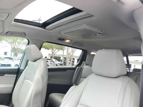 Used 2024 Honda Odyssey Touring image 20