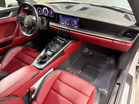 Certified 2025 Porsche 911 Carrera RWD image 14