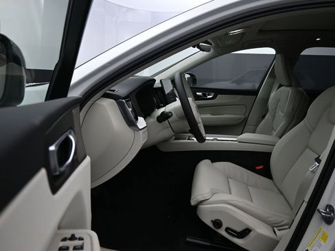 New 2026 Volvo XC60 B5 Ultra w/ Protection Package Premier image 11