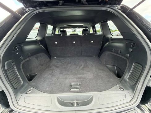 Used 2020 Jeep Grand Cherokee Limited AWD/4WD image 14