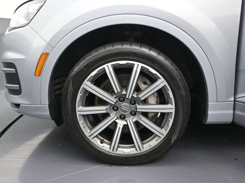 Used 2018 Audi Q7 3.0T Premium Plus w/ Premium Plus Package image 14