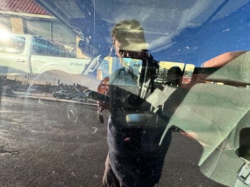 Used 2023 Jeep Wrangler Unlimited image 4