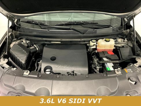 Used 2019 Chevrolet Traverse LT FWD image 30