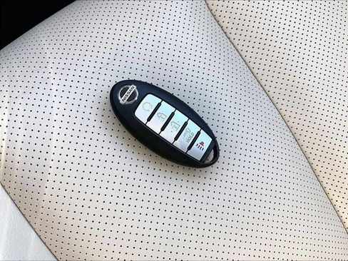 Used 2018 Nissan Murano SL w/ Moonroof Package image 30