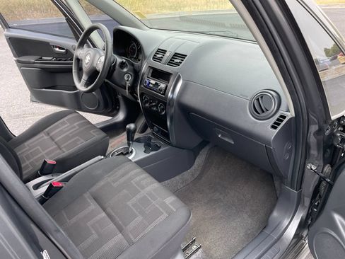 Used 2012 Suzuki SX4 Sportback FWD image 14