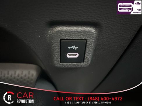 Used 2024 Toyota Corolla LE FWD image 22
