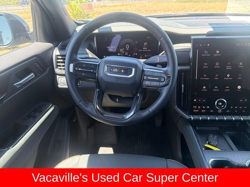 Used 2025 GMC Acadia AT4 w/ Luxury Package AWD/4WD image 13