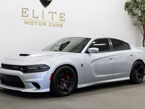 Used 2019 Dodge Charger SRT Hellcat w/ Harman/Kardon Audio Group RWD image 1