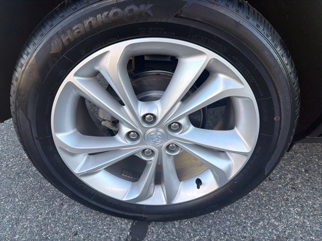 Used 2023 Buick Encore GX Preferred w/ Cold Weather Comfort Package FWD image 10