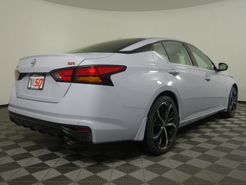 New 2025 Nissan Altima 2.5 SR w/ SR Premium Package image 3