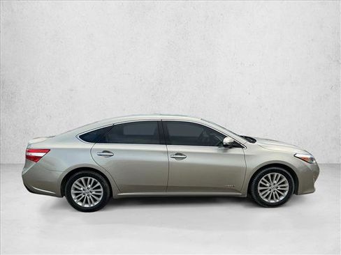 Used 2015 Toyota Avalon XLE Touring image 4