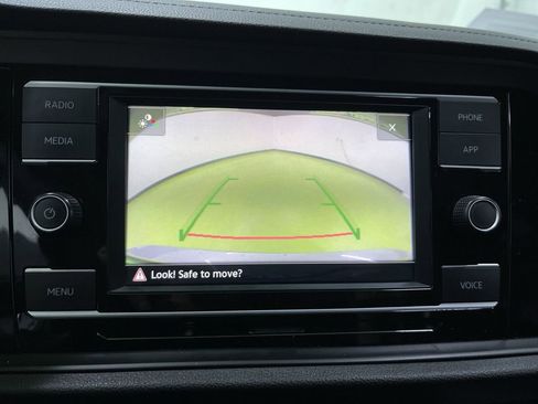 Used 2022 Volkswagen Jetta Sport image 20