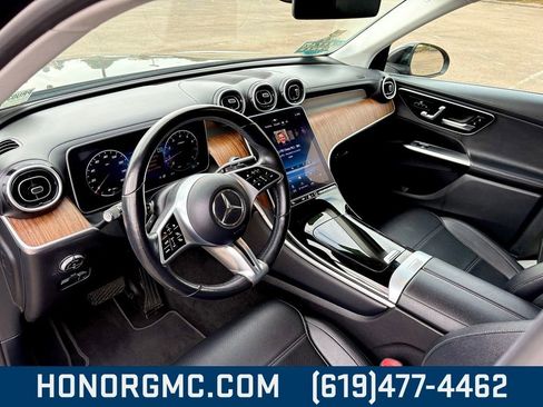Used 2024 Mercedes-Benz GLC 300 image 11