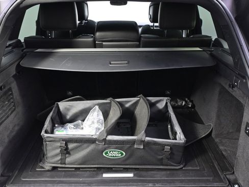 Used 2022 Land Rover Range Rover Sport HSE Silver Edition image 16