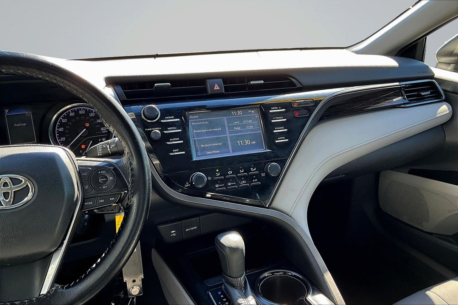 Used 2019 Toyota Camry LE FWD image 7