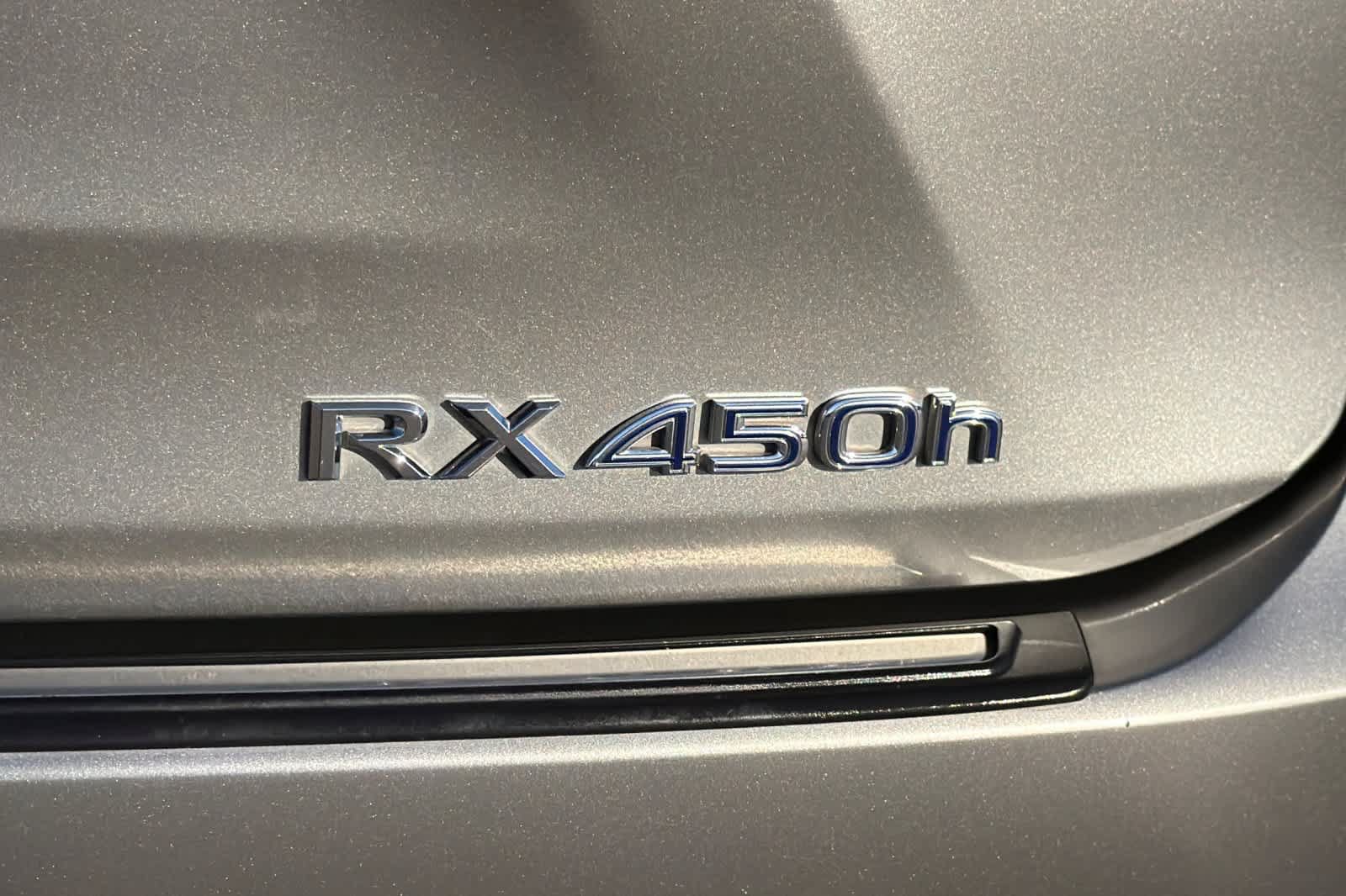 Used 2022 Lexus RX 450h AWD w/ Luxury Package image 33