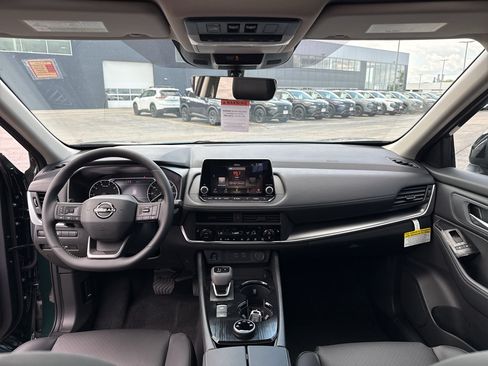 New 2026 Nissan Rogue Dark Armor AWD/4WD image 28