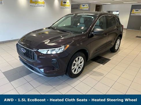 Used 2023 Ford Escape Active image 2