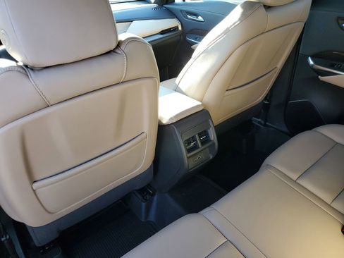 Used 2024 Cadillac XT4 Premium Luxury w/ LPO, Floor Liner Package image 28