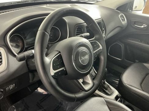 Used 2019 Jeep Compass Latitude AWD/4WD image 34