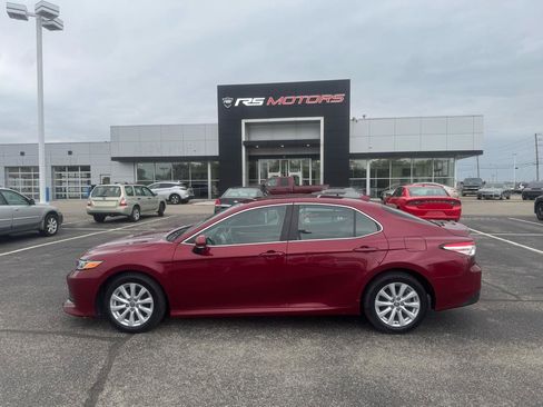 Used 2020 Toyota Camry LE w/ Convenience Package AWD/4WD image 4