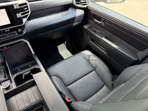 Used 2025 Toyota Tundra SR5 w/ SR5 Premium Package image 25