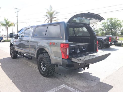 Used 2022 Ford F250 XLT w/ FX4 Off-Road Package image 12