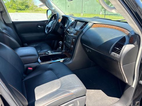 Used 2017 Nissan Armada SL w/ Interior Lighting Package AWD/4WD image 16
