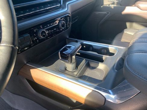 Used 2024 Chevrolet Silverado 1500 High Country image 11