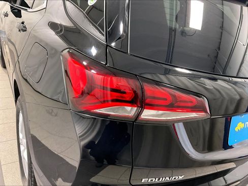 Used 2024 Chevrolet Equinox LT image 33