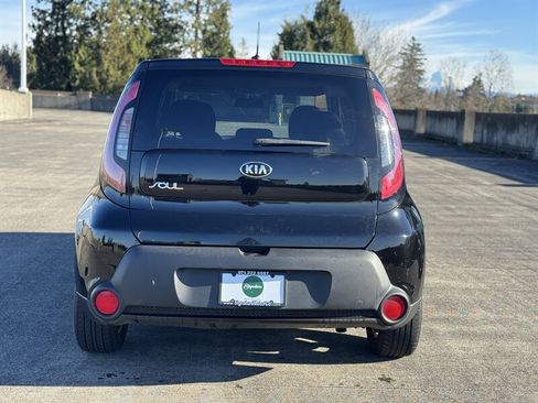 Used 2016 Kia Soul FWD image 4