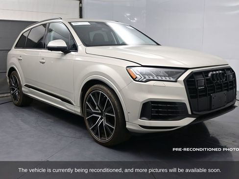 Used 2023 Audi Q7 3.0T Prestige w/ Prestige Package image 2