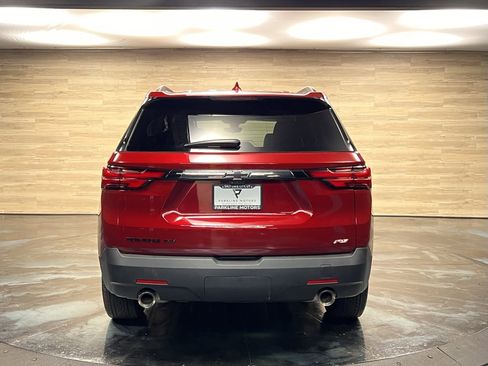 Used 2023 Chevrolet Traverse RS image 11