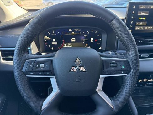 New 2026 Mitsubishi Outlander SEL FWD image 14