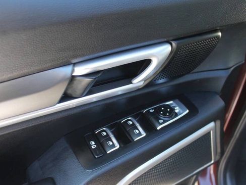 Used 2022 Kia Telluride LX image 13