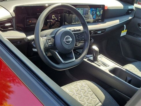 New 2026 Nissan Kicks SV image 4