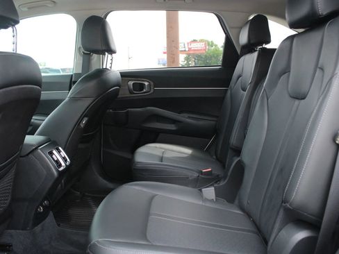Used 2021 Kia Sorento EX w/ EX AWD X-Line Package image 14
