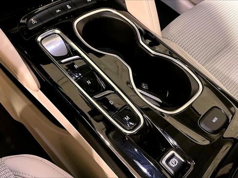 Used 2023 Buick Envision Preferred image 25