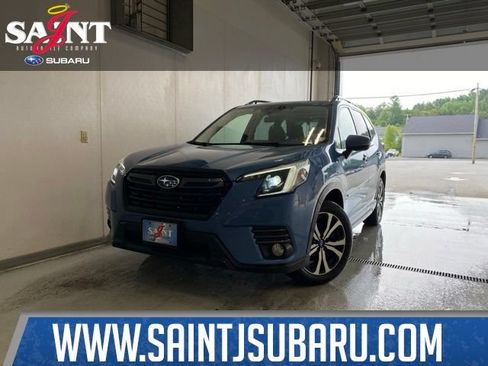 Used 2023 Subaru Forester Limited AWD/4WD image 1