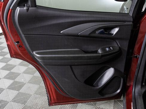 Certified 2022 Chevrolet TrailBlazer RS w/ Technology Package image 34