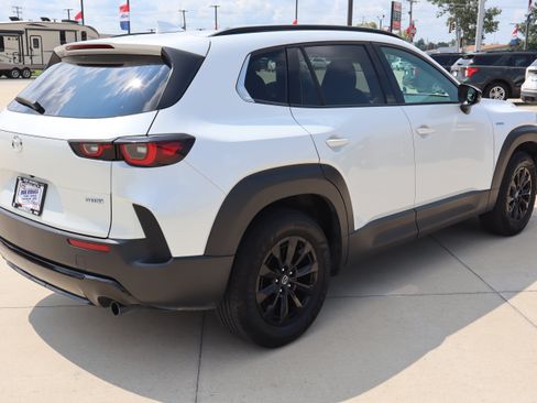 Used 2025 MAZDA CX-50 AWD 2.5 Hybrid w/ Premium Pkg image 5