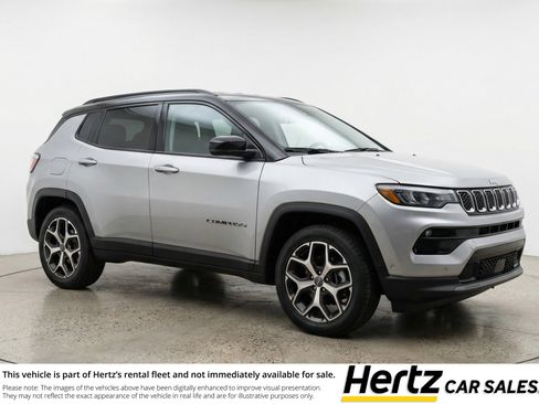Used 2025 Jeep Compass Limited image 1